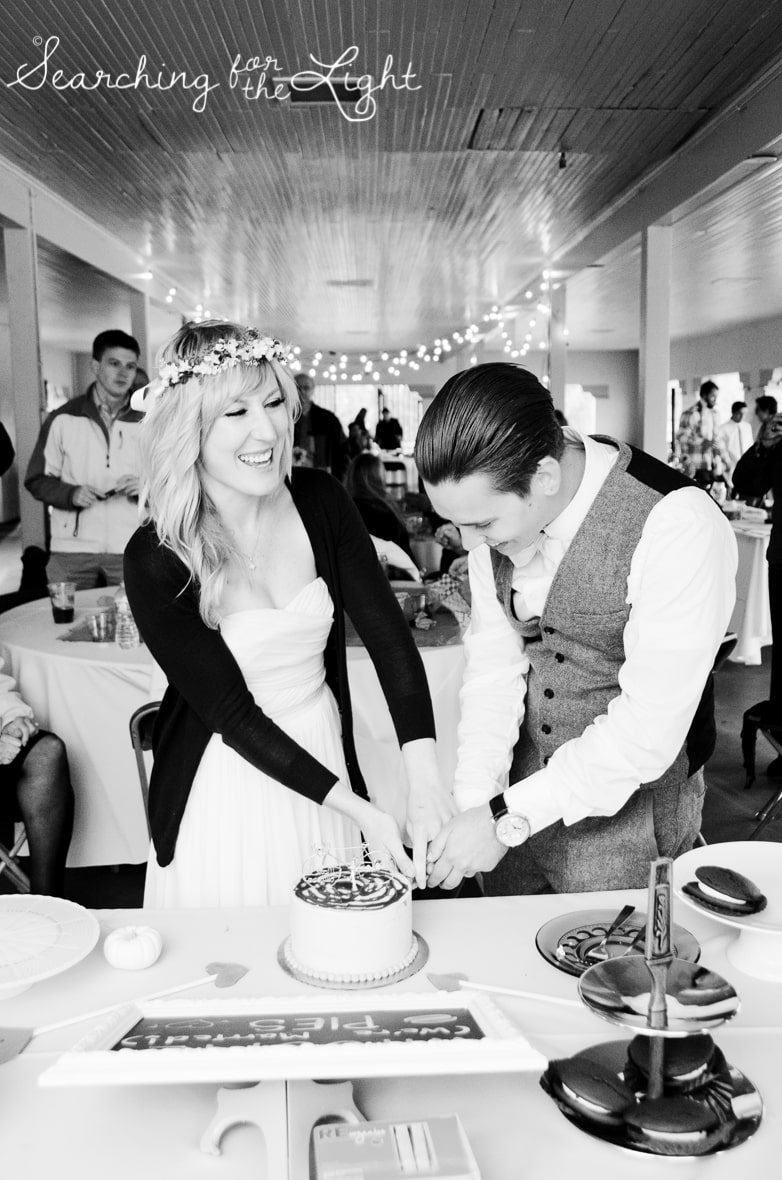 Cutting your Wedding Cake, denver wedding photographer