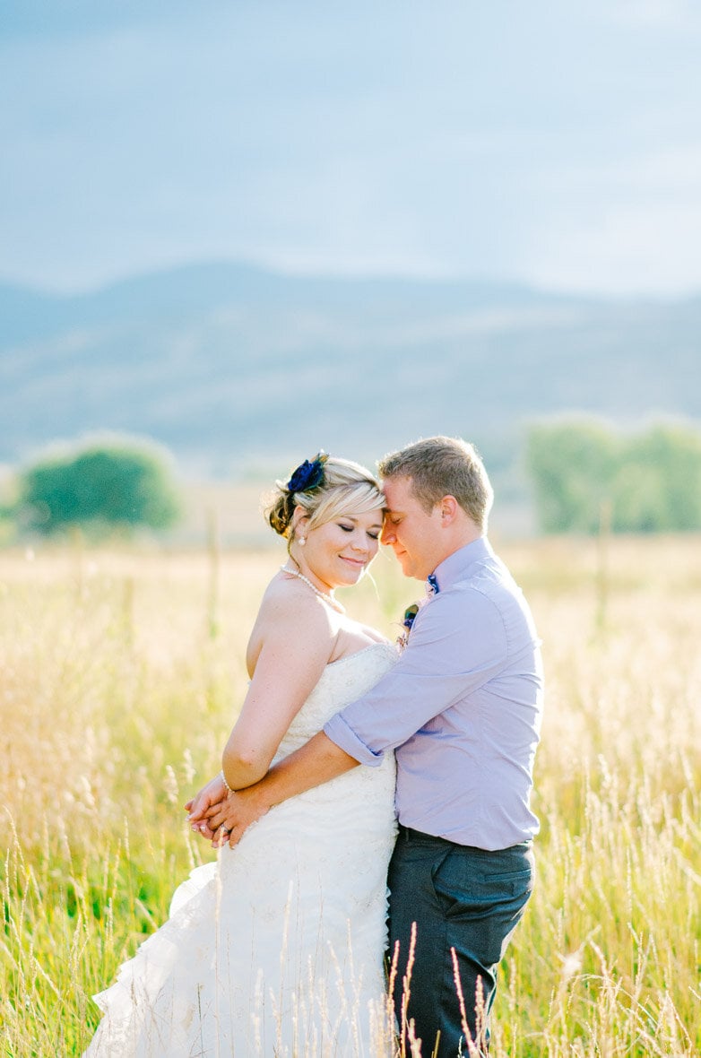 colorado-best-mountain-wedding-venues-shupe_homestead_wedding_jessica_andrew_2233.jpg