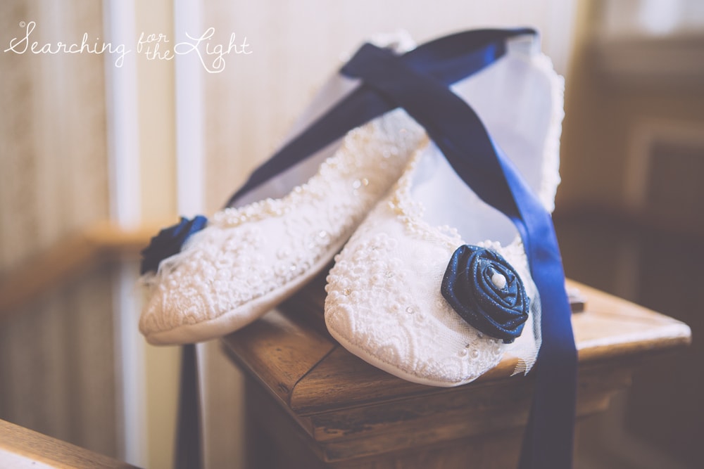 handmade wedding shoes, Parkside mansion wedding photo by denver wedding photographer, romantic evening wedding photo, city wedding