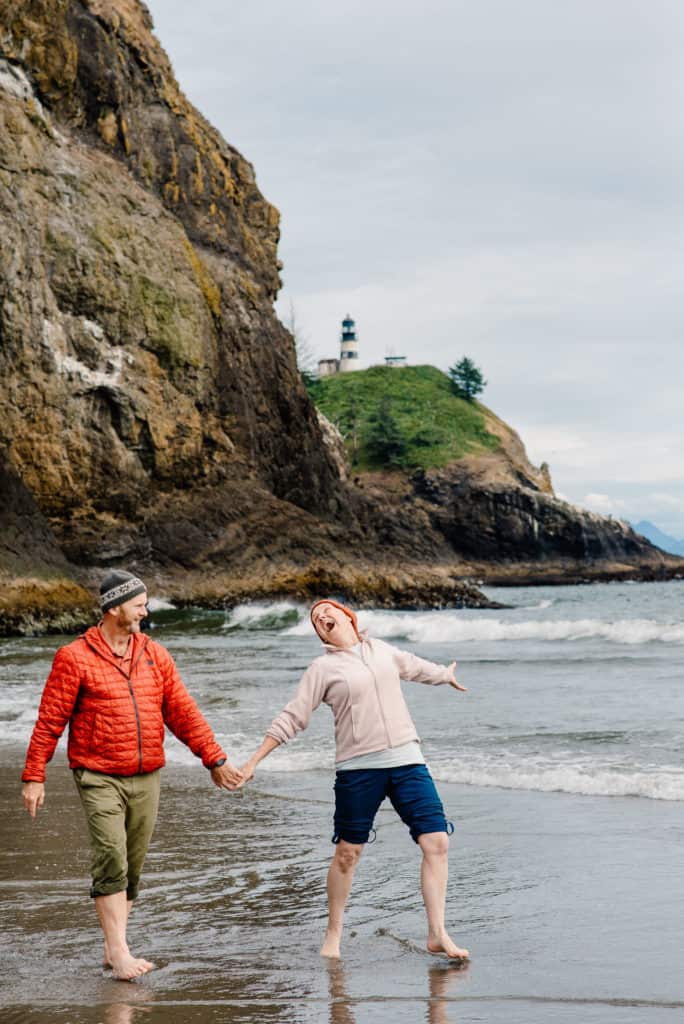 10 Pillow Talk Questions For Married Couples Juicy Prompts