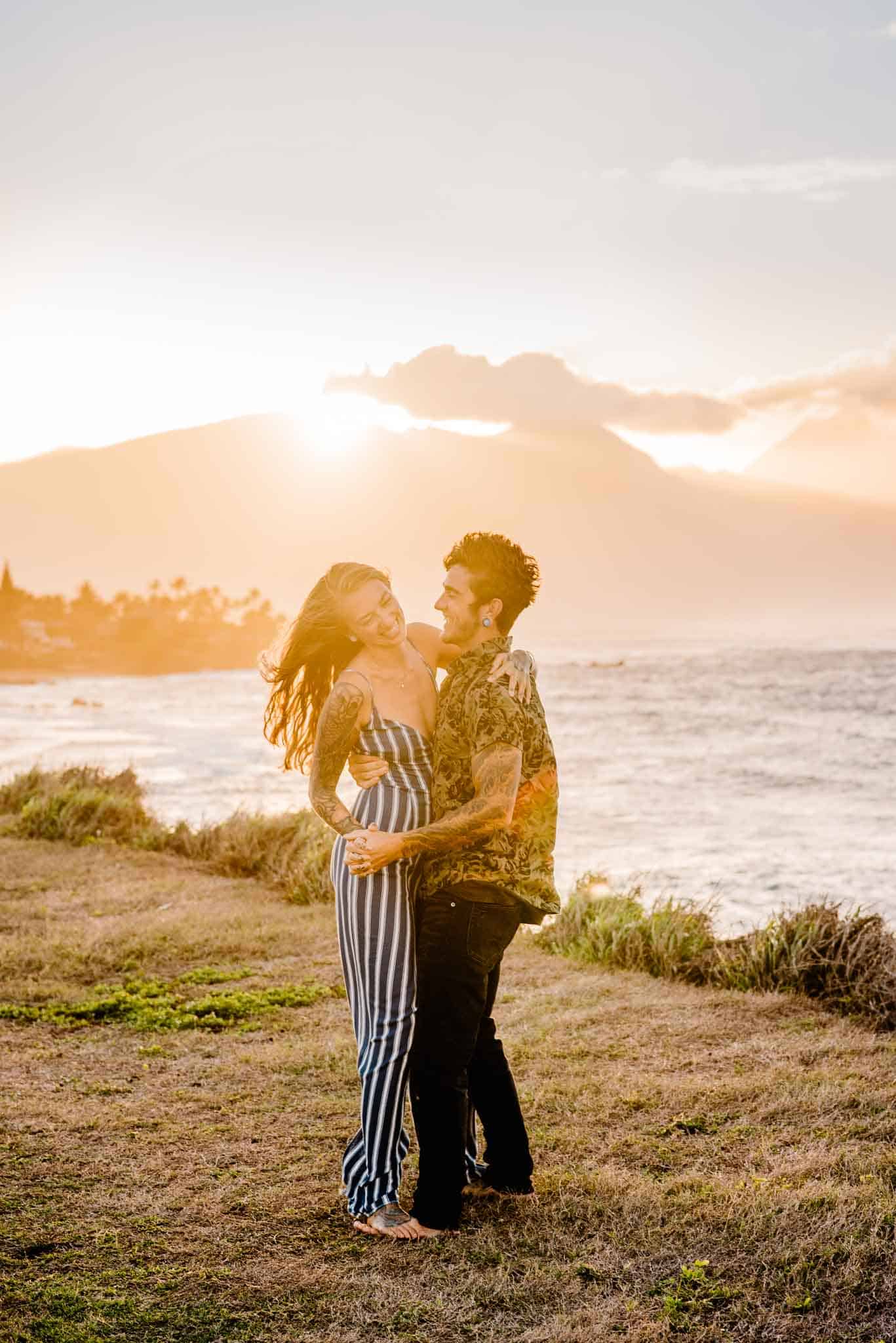 couple connection experience with a couple dancing at sunset in hawaii