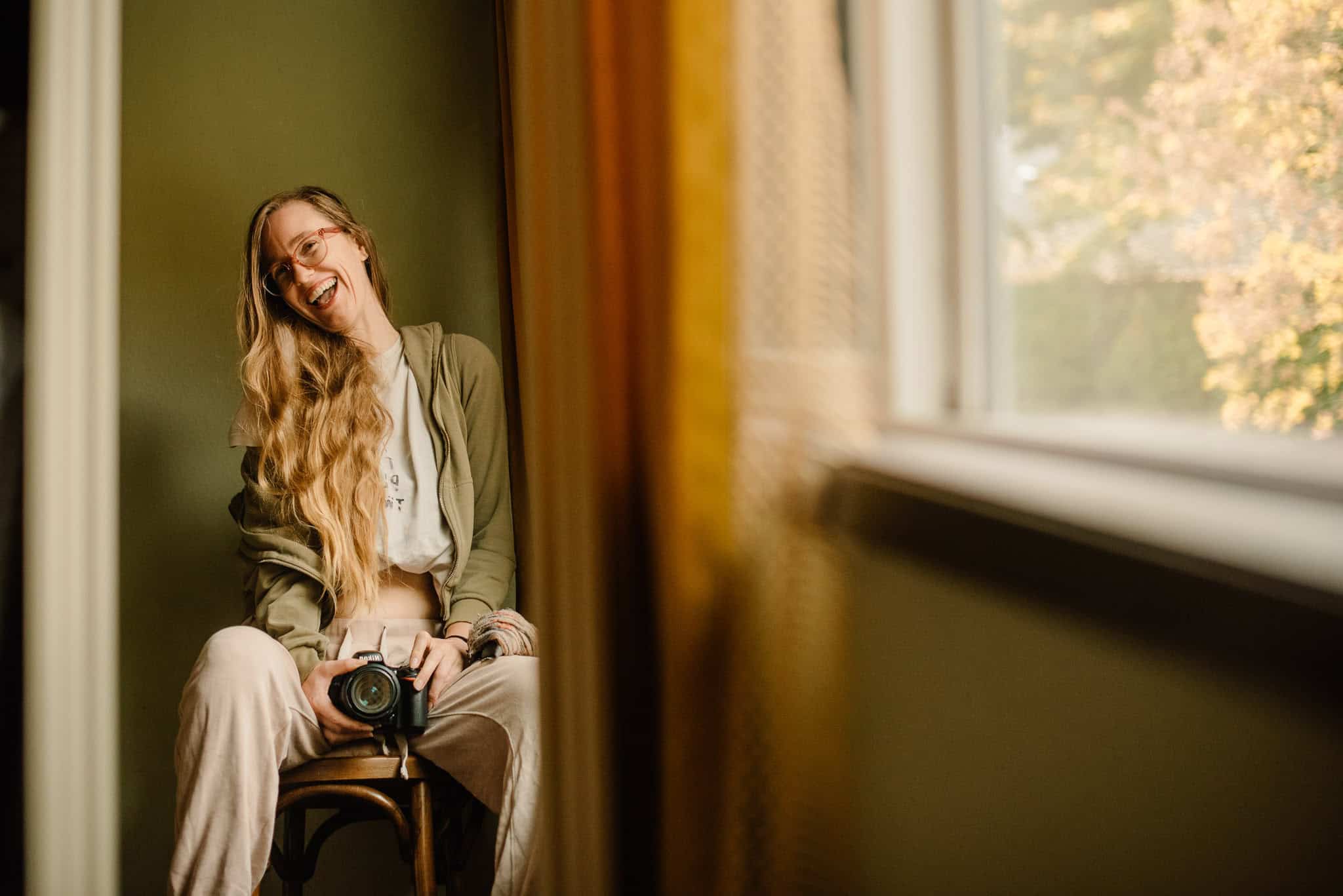 Lumalia with her camera