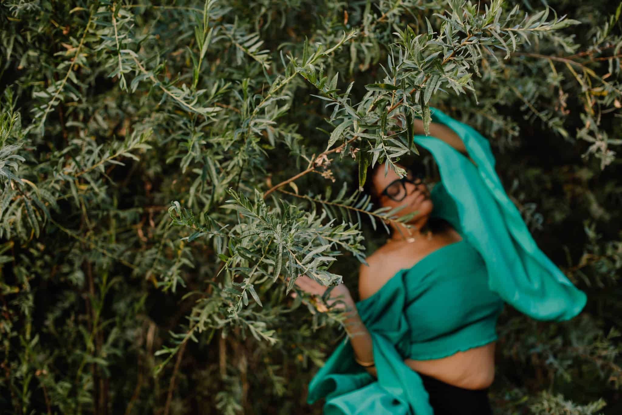 woman deep in flow with her body in an aliveness experience